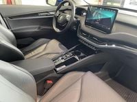 Begagnad Skoda Enyaq iV 150 kW (204 HK) 2022 Blå SUV