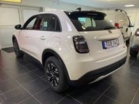 Begagnad Fiat 600 Pop 101 HK (74 kW) 2023 Vit SUV