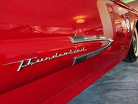 Begagnad Ford Thunderbird 301 HK (221 kW) 1959 Röd Cab