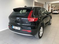 begagnad Volvo XC40 T2 T2 FWD Momentum Advanced 2021 Svart