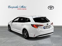 begagnad Toyota Corolla 1,8 HYBRID TS (KOMBI) STYLE V-HJUL CARPLAY