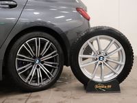 begagnad BMW 330e xDrive M Sport DRAG KAMERA KEYLESS EL-STOL MOMS 292hk