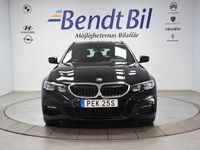 begagnad BMW 330e xDrive Touring M Sport / HiFi / Drag/ 1 ägare/6,95%