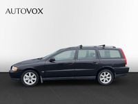 Begagnad Volvo V70 Kinetic 140 HK (102 kW) 2005 Svart Kombi
