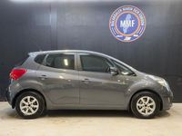 Begagnad Kia Venga Comfort 90 HK (66 kW) 2011 Grå Halvkombi