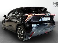 Begagnad MG MG4 EV Luxury 150 kW (204 HK) 2022 Svart Halvkombi