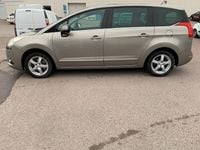 Begagnad Peugeot 5008 157 HK (115 kW) 2010 Ljusgrå Minibuss