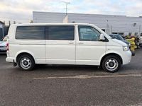 Begagnad VW Caravelle 174 HK (127 kW) 2009 Vit Minibuss