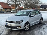 Begagnad VW Polo 90 HK (66 kW) 2012 Silver Halvkombi