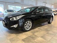 Begagnad Hyundai i40 136 HK (100 kW) 2013 Svart metallic Kombi