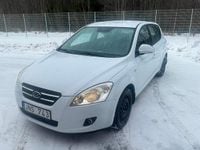 Begagnad Kia Ceed 90 HK (66 kW) 2009 Halvkombi