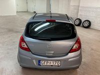 Begagnad Opel Corsa 81 HK (59 kW) 2006 Grå Halvkombi