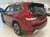 begagnad Subaru Forester e-Boxer Summit XFuel Aut F-leas 4 635 kr/mån