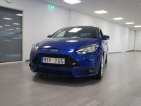 Begagnad Ford Focus ST 250 HK (183 kW) 2012 Blå Halvkombi