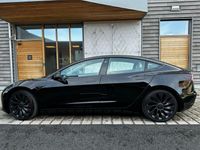 begagnad Tesla Model 3 Performance | Vit interiör | Ryzen |Autopilot
