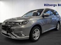 Begagnad Mitsubishi Outlander 224 HK (164 kW) 2020 Grå SUV