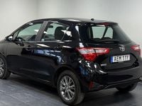 Begagnad Toyota Yaris 112 HK (82 kW) 2020 Svart Halvkombi