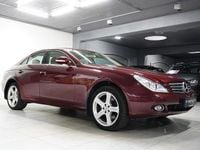 Begagnad Mercedes CLS500 306 HK (225 kW) 2005 Röd Sportkupé