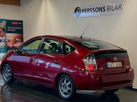 begagnad Toyota Prius 1.5 VVT-i + 3CM CVT /Nyservad