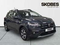 Begagnad Dacia Sandero Comfort 91 HK (66 kW) 2021 Grå