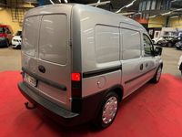 begagnad Opel Combo 1.3 CDTI 75 hk Drag Kamkedja