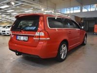 Begagnad Volvo V70 Summum 163 HK (119 kW) 2013 Röd Kombi