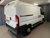 begagnad Peugeot Boxer Van 330 2.0 BlueHDi, Drag, Värmare,