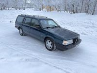 Begagnad Volvo 940 SE 165 HK (121 kW) 1993 Mörkgrön Kombi