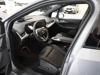 Begagnad BMW 230e Active Tourer Comfort Edition 327 HK (240 kW) 2023 Grå/silver Minibuss