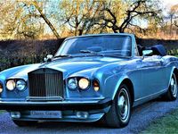 Begagnad Rolls Royce Corniche 231 HK (169 kW) 1982 Ljusblå met/mörkblå sufflett/svart skinn Cab