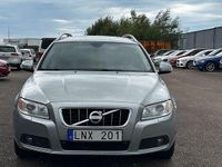 Begagnad Volvo V70 Summum 231 HK (169 kW) 2010 Silver Kombi