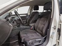 Begagnad VW Passat 150 HK (110 kW) 2017 Vit Kombi