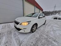 Begagnad Peugeot 308 Active 116 HK (85 kW) 2014 Whitepear Halvkombi