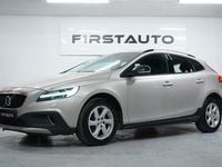 Begagnad Volvo V40 Business Edition 150 HK (110 kW) 2017 Ljusbrun Halvkombi