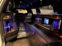 Begagnad Lincoln Town Car 2011 Vit Sedan