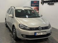 Begagnad VW Golf VI 102 HK (75 kW) 2011 Ljusbrun Halvkombi