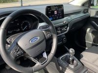 begagnad Ford Focus Active Kombi 1.0 EcoBoost Euro 6 Välutrustad