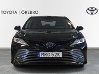 begagnad Toyota Camry Hybrid Executive Nav V-hjul