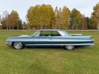 Begagnad Cadillac Coupé DeVille 330 HK (242 kW) 1962 Ljusblå Sportkupé