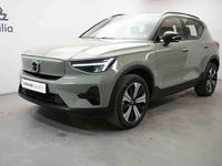 Begagnad Volvo XC40 Single Motor 175 kW (238 HK) 2023 Grön SUV