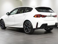Begagnad BMW 120 M Sport 2026 Vit Halvkombi