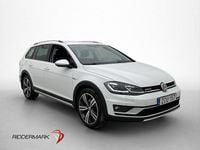 Begagnad VW Golf Alltrack 180 HK (132 kW) 2017 Vit Kombi