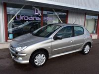 Begagnad Peugeot 206 75 HK (55 kW) 2007 Grå Halvkombi