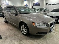 Begagnad Volvo V70 Summum 163 HK (119 kW) 2011 Grå Kombi