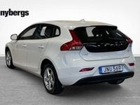 Begagnad Volvo V40 Business Edition 124 HK (91 kW) 2017 Vit
