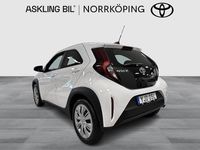 Begagnad Toyota Aygo X Play 72 HK (52 kW) 2023 Vit SUV
