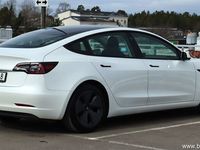 begagnad Tesla Model 3 Standard Range S/V-hjul Moms 1440 mil!