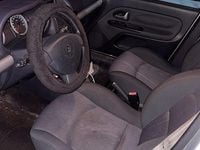Begagnad Renault Clio II 98 HK (72 kW) 2005 Halvkombi