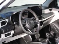 Begagnad Suzuki Swift 83 HK (61 kW) 2024 Vit Halvkombi