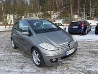Begagnad Mercedes A180 Avantgarde 109 HK (80 kW) 2008 Mörkgrå Halvkombi